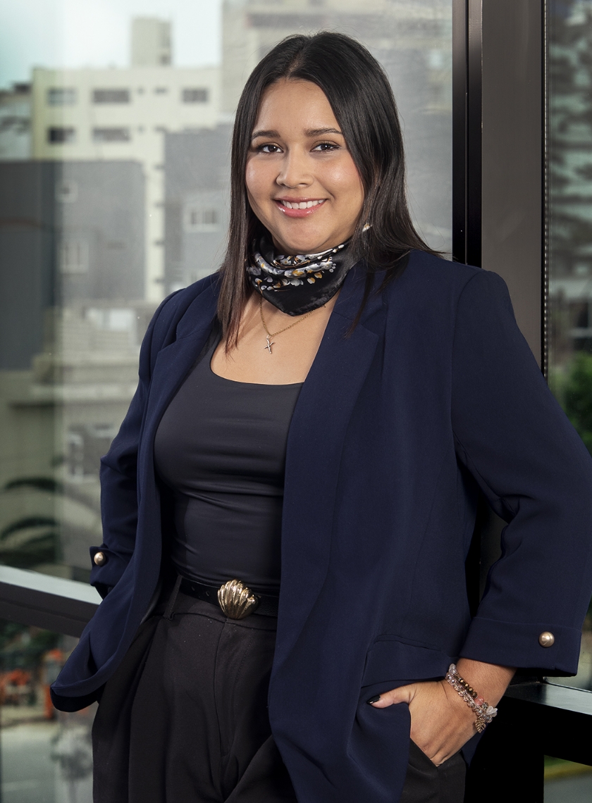 Laura Velasquez Romero
